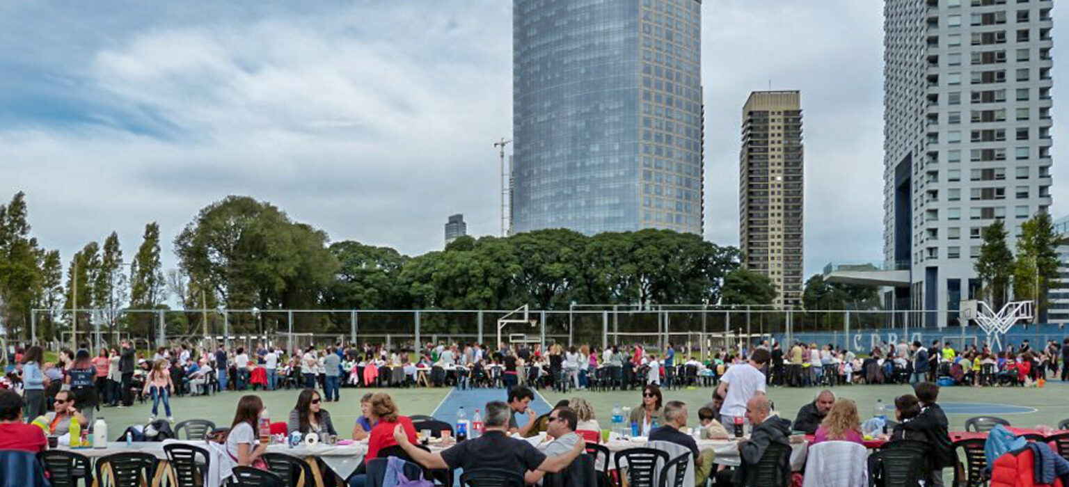 Encuentro con familias de primer año