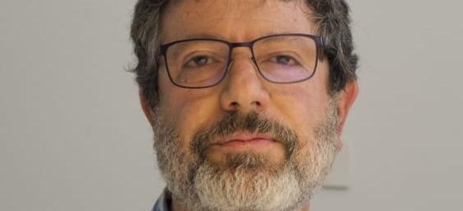 Guillermo Rosenbaum: "Queremos que la Cooperadora sea un puente entre los graduados y el Colegio de hoy"